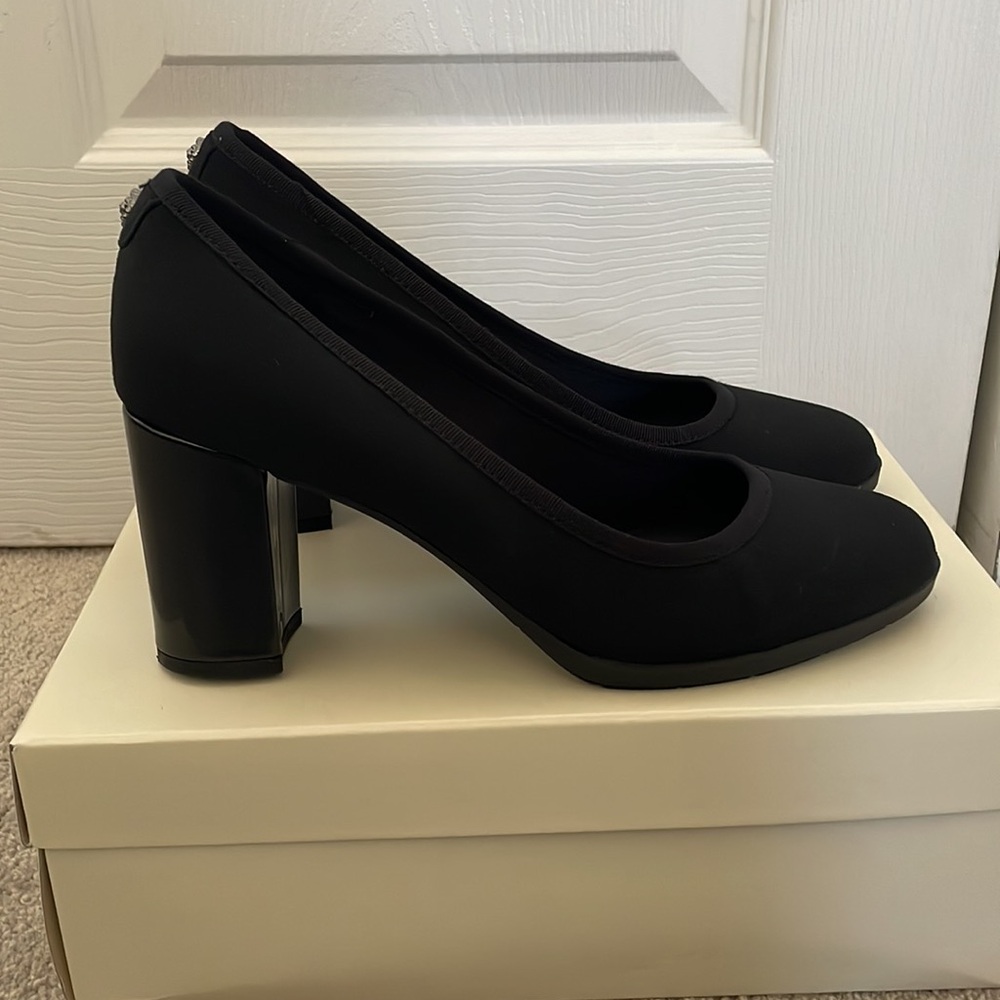 EUC Anne Klein Women’s Castana Block Heeled Pump - Picture 6 of 7